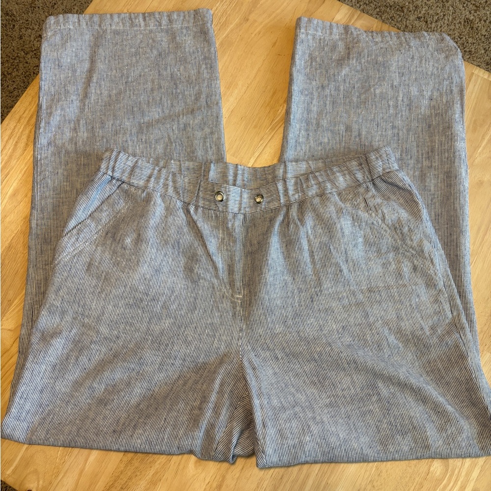 JM Collection Women’s Gray Striped Pants